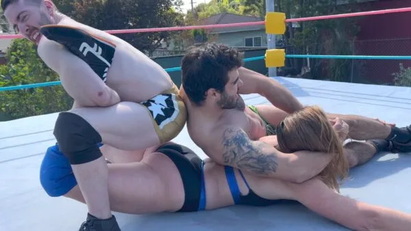 2 on 1 Intergender Low Blows match