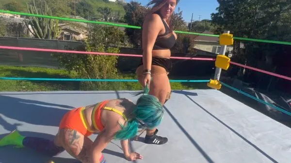 Terrible Moms Match