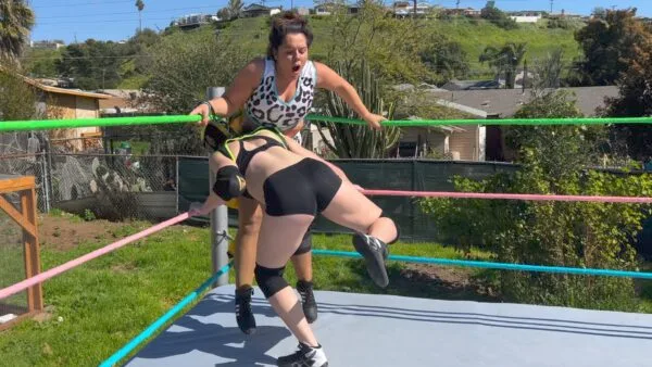 Nadia Stinkfaces Masked Wrestler