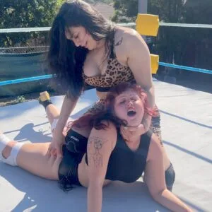 Jobber Likes the Pain: Mariah vs Hilton