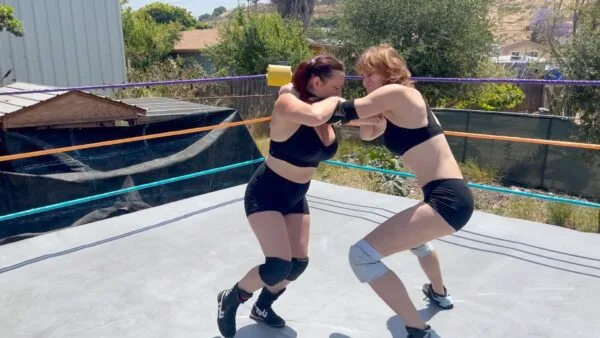 Stevie vs Tessa: 2 out of 3 Falls