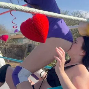 Hilton vs Stevie: V-Day Stinkface Match