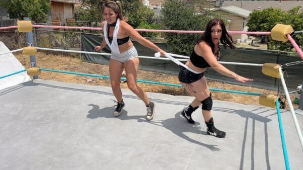 Atomic Wedgies: Kitty K vs Stevie